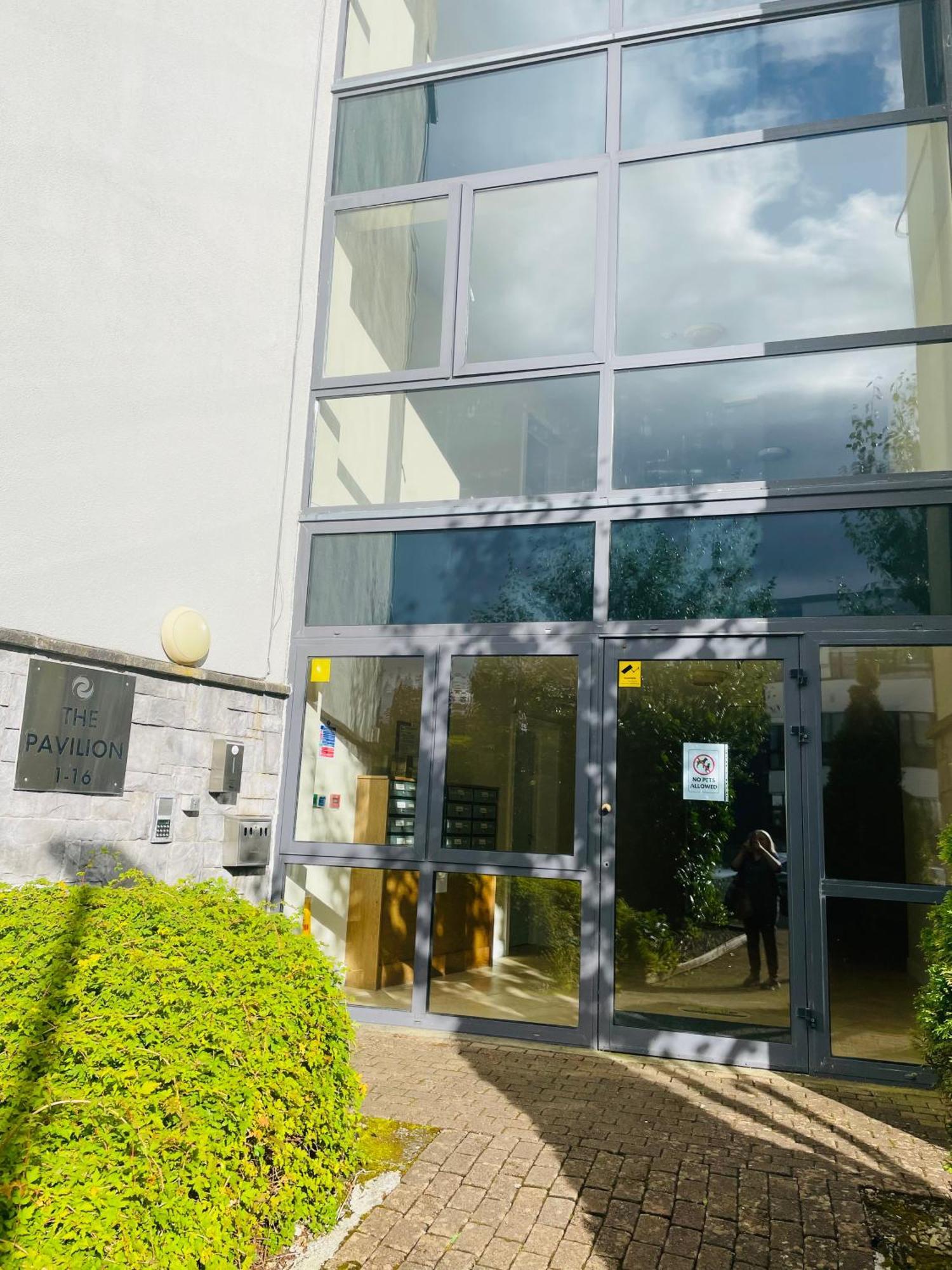 A Room In Central Park Apts Carrick on Shannon Buitenkant foto