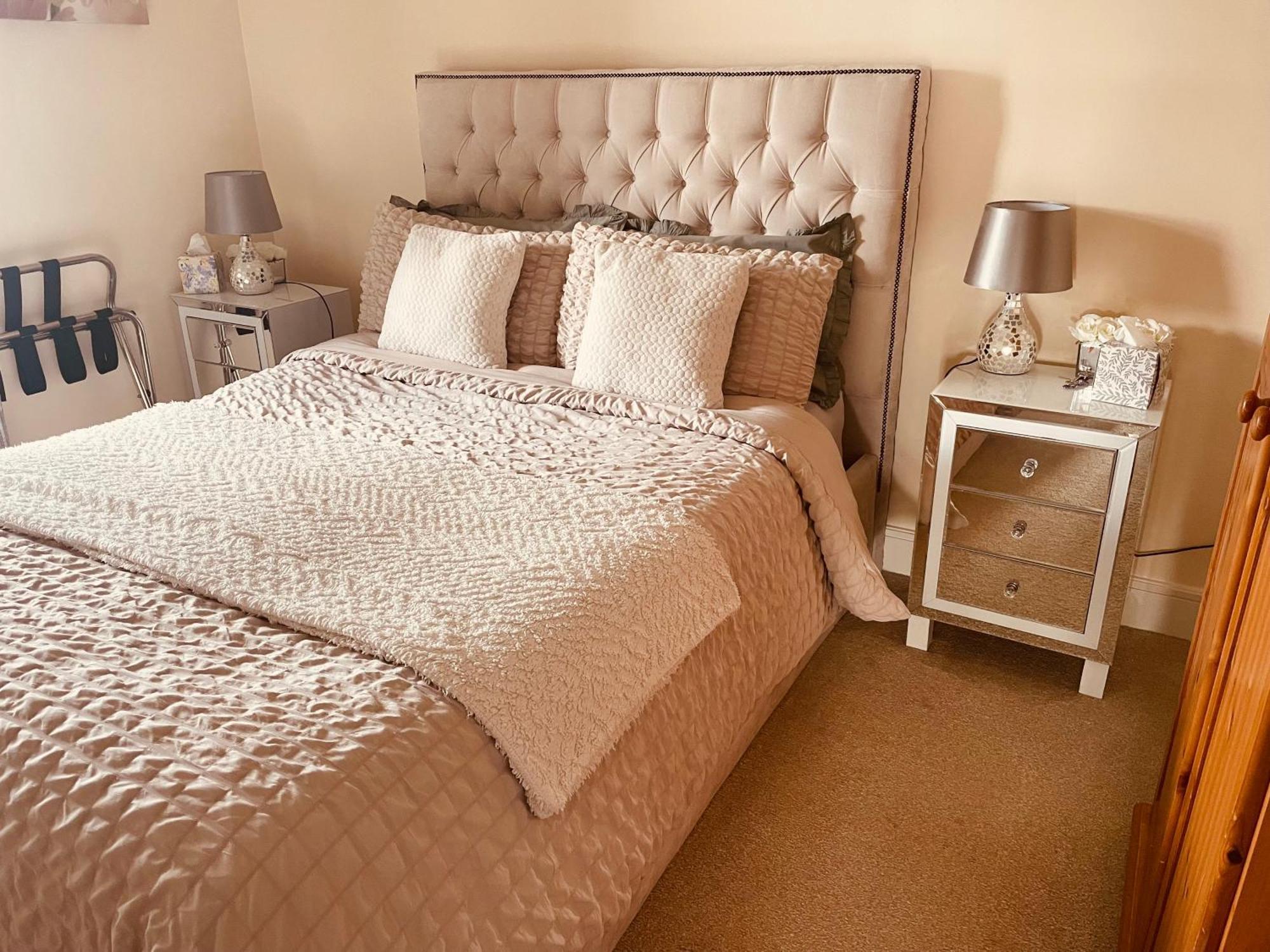 A Room In Central Park Apts Carrick on Shannon Buitenkant foto